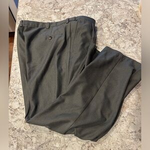 Men’s Haggar Gray Dress Pants 42x32